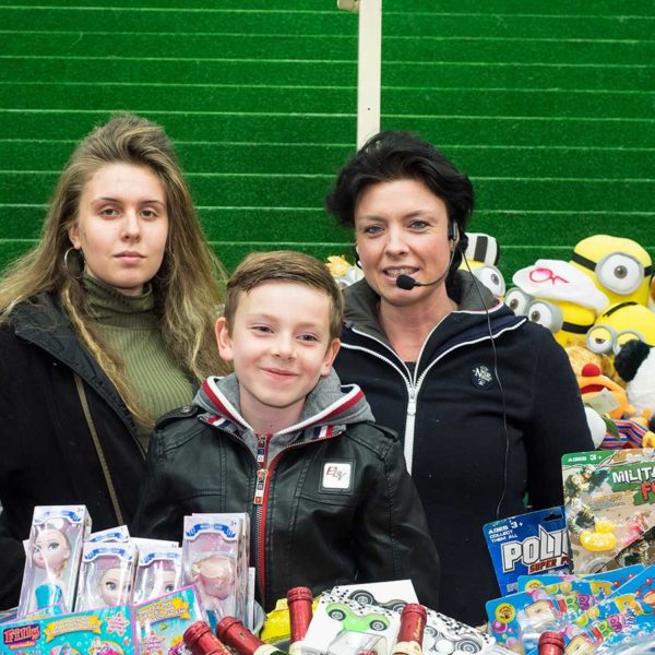 Nicole-Lorenz-&-Team